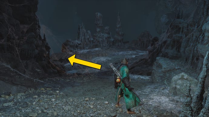 The player in Black Myth: Wukong heads along the path to the Yellow Loong boss in Chapter 4, while yellow arrows point the way down the path.