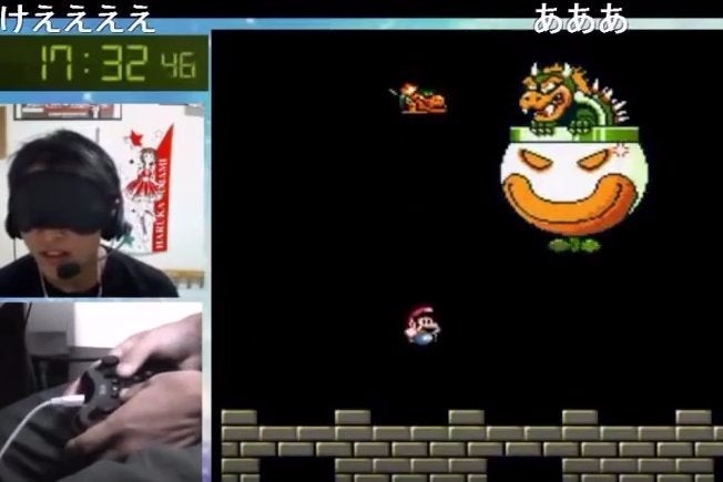 Blindfolded man sets new Super Mario World record