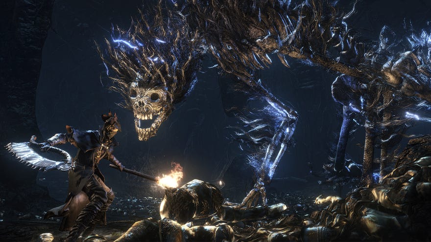 Bloodborne’s Hunter prepares to take a swing at looming boss Darkbeast Paarl