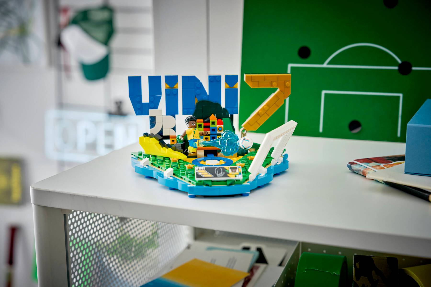 Cristiano Ronaldo, Messi, Mbappé e Vini Jr. tornam-se figuras na nova ...
