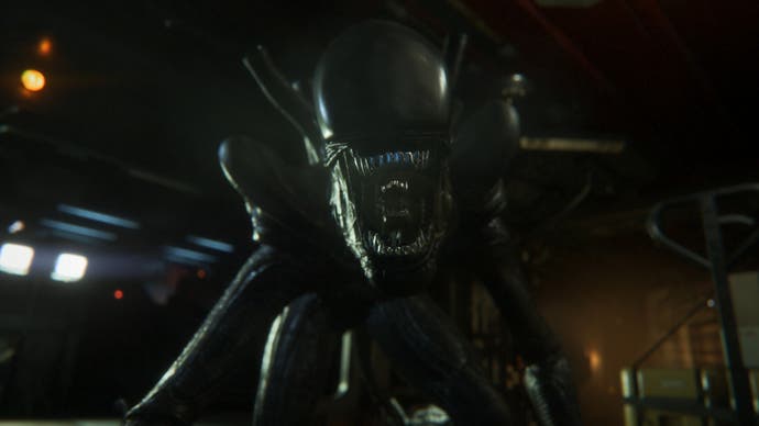 Alien: Isolation screenshot showing the xenomorph getting you