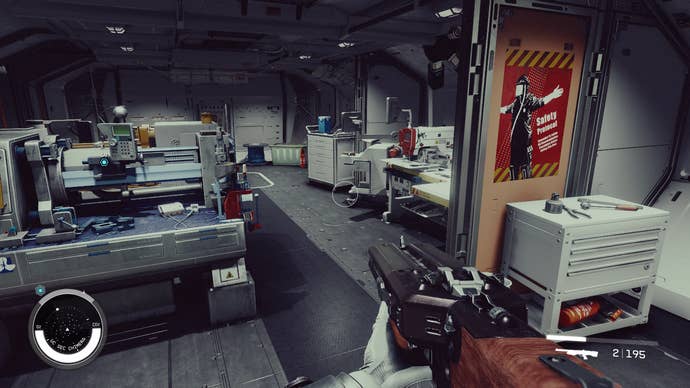 A spaceship chamber full of machines, tables and crew facilities in Starfield.