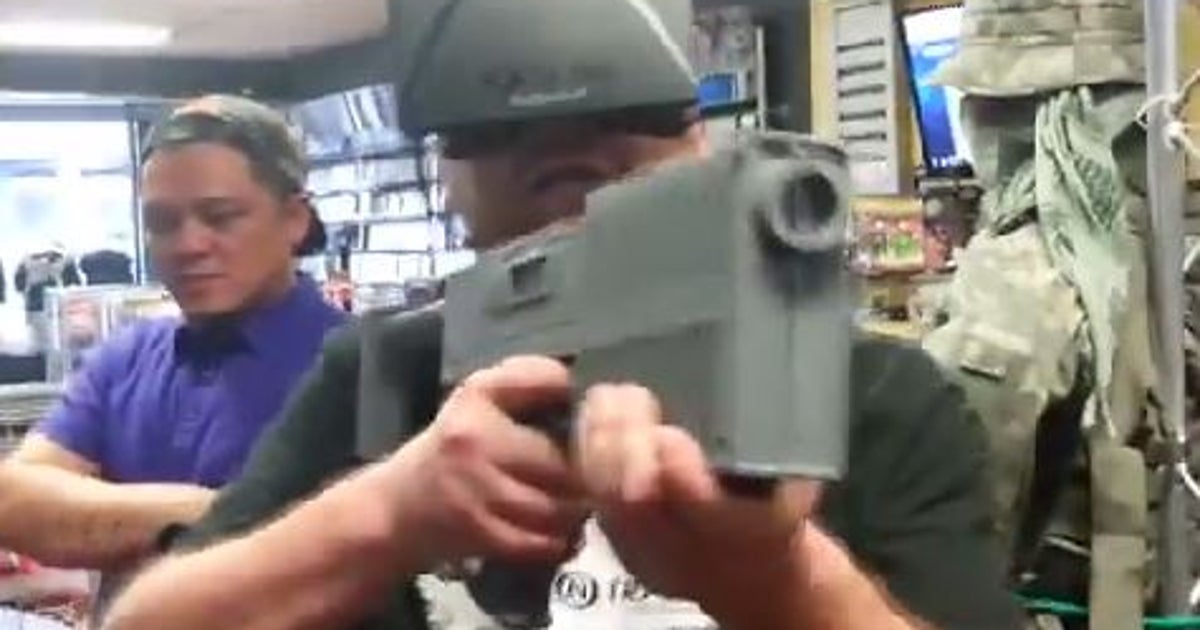 Oculus Rift Gun Game Oculus Rift user creates mod that allows for free-form FPS gun movement ...