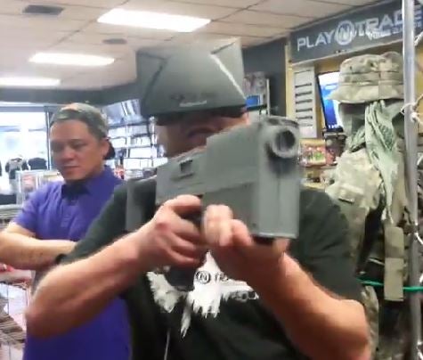 Oculus Rift Aim Gun Oculus Rift user creates mod that allows for free-form FPS gun movement ...