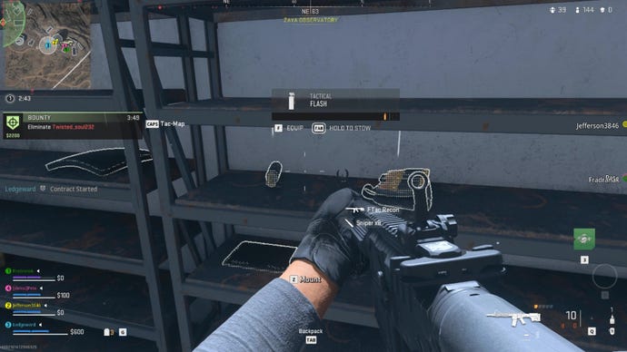 Looting a shelf in Warzone 2.