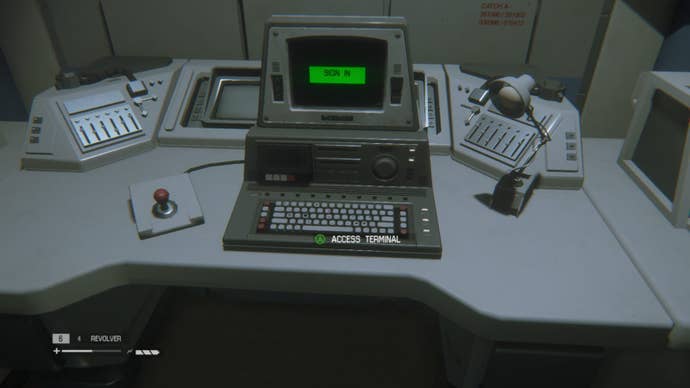 Alien: Isolation screenshot showing a computer terminal on a desk