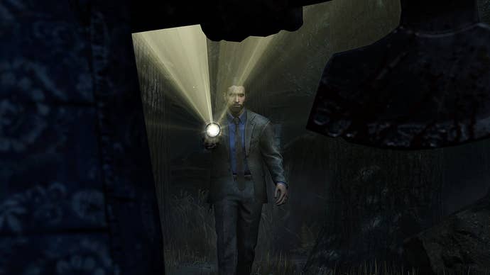Alan Wake in Dead by Daylight shining his torch on an axe-wielding killer.