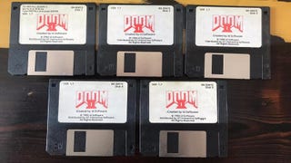 John Romero sprzedaje oryginalne dyskietki z Doom 2