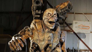 DOOM Revenant sculpted with a chainsaw