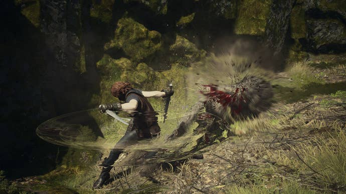 A thief using twin knives in Dragon’s Dogma 2.