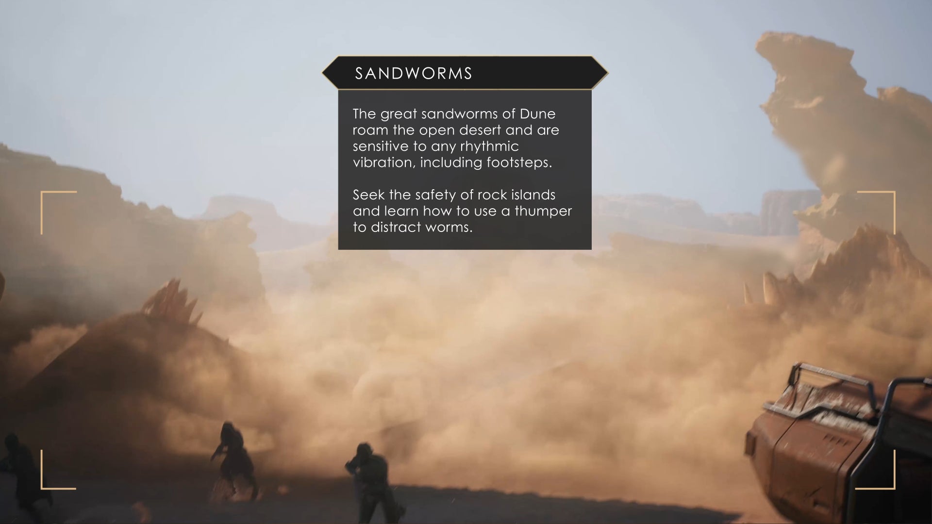 A sandworm attacks a group of humans in Dune: Awakening.
