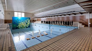 Experimental Gameplay In A Swimming Pool