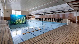 Experimental Gameplay In A Swimming Pool