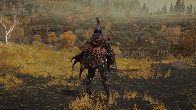The player in Elden Ring stands in front of the camera wearing the Drake Knight armour set. Behind them is a view of the Altus Plateau.