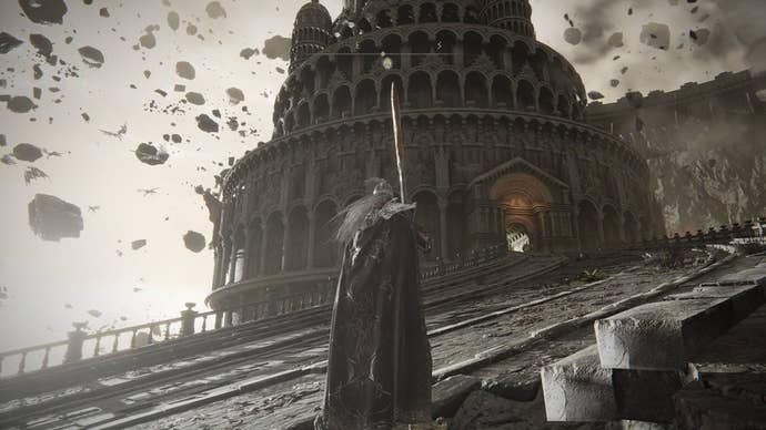 A warrior approaches the final boss arena in Crumbling Farum Azula in Elden Ring.