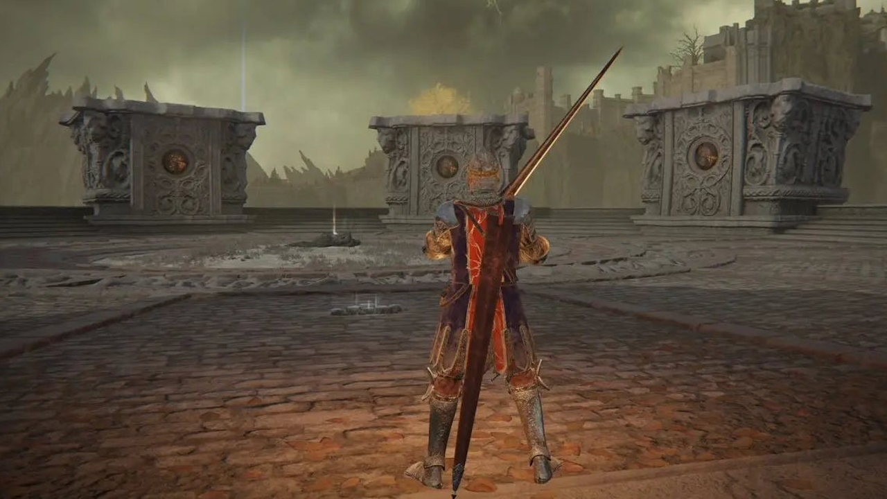 A warrior stands at the top of the Divine Tower of Liurnia in Elden Ring