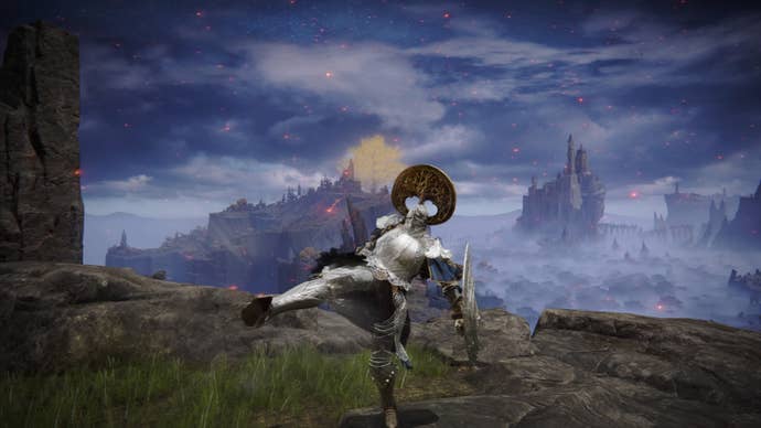 Elden Ring blunt weapon: Hoslow’s Petal Whip