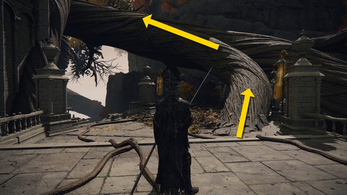 El jugador se encuentra ante una rama del Erdtree en Leyndell en Elden Ring.