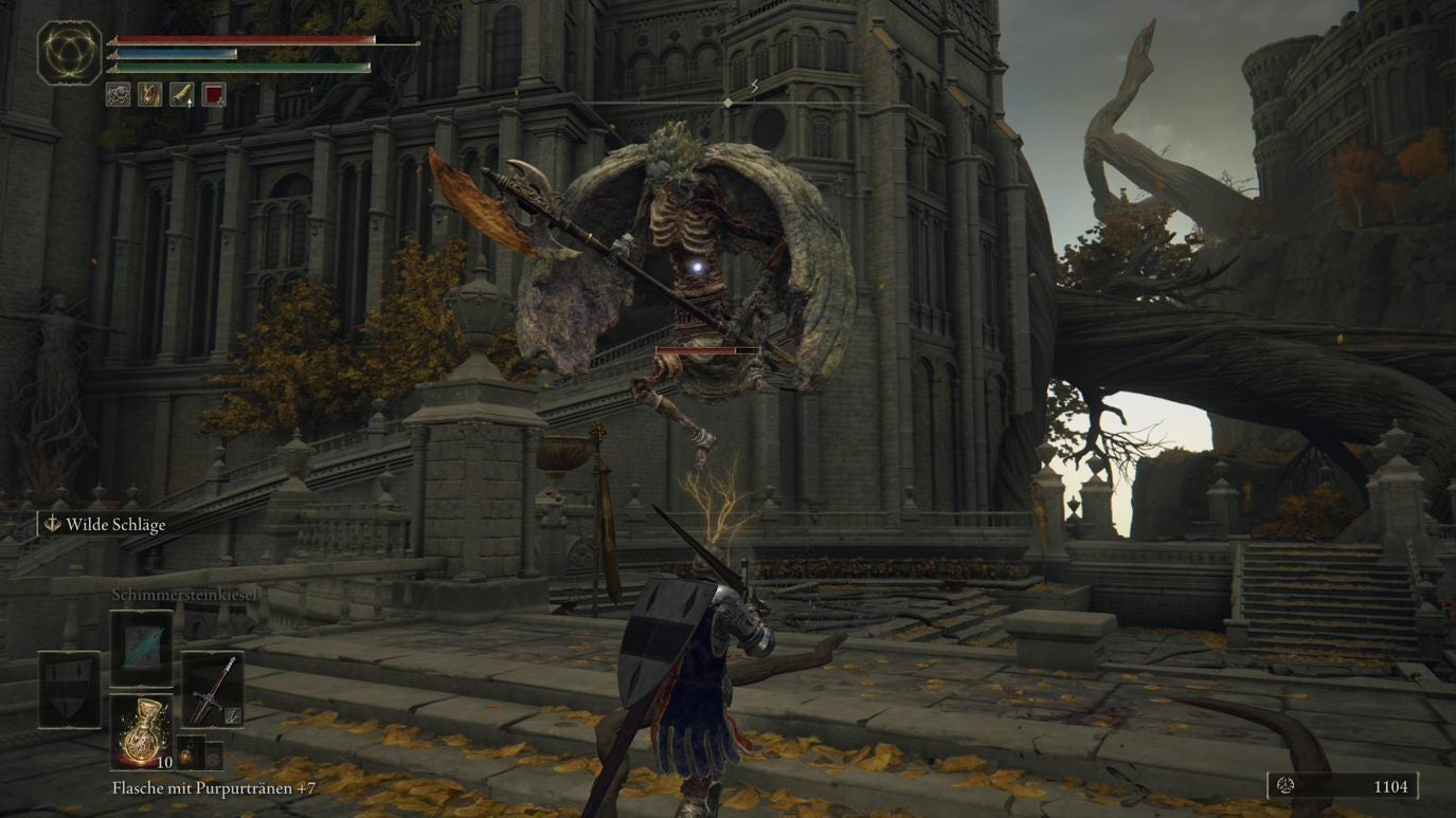 A warrior fights the Valiant Gargoyle in Leyndell, Royal Capital in Elden Ring.