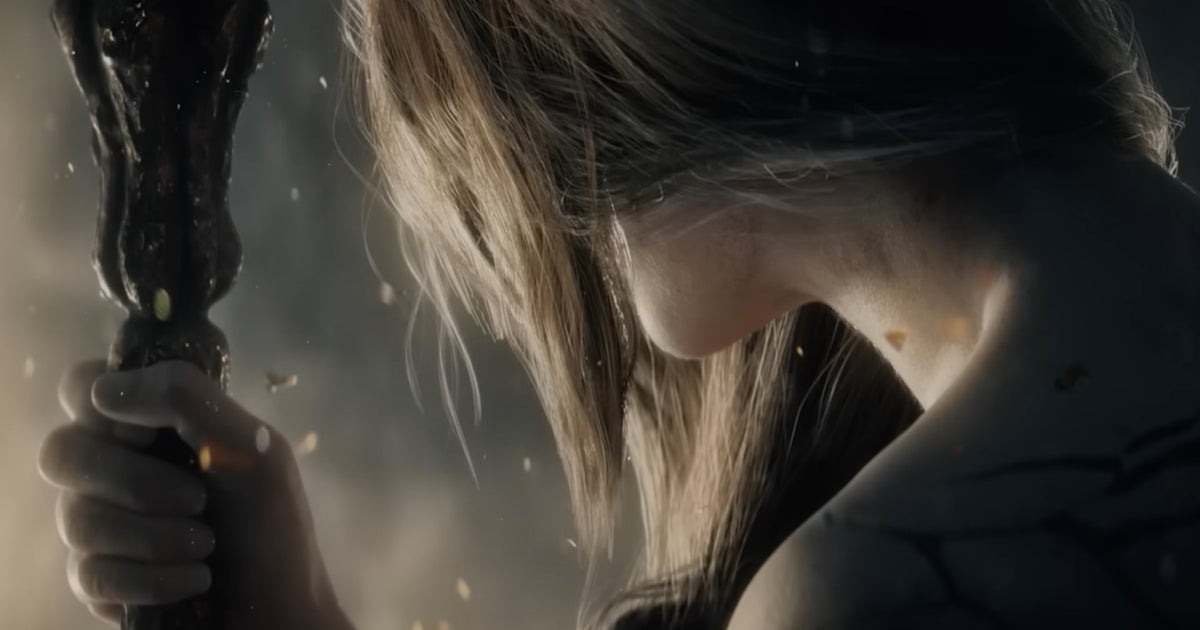 Malenia sur le plateau de tournage d'Elden Ring, se fait frapper par de la laitue