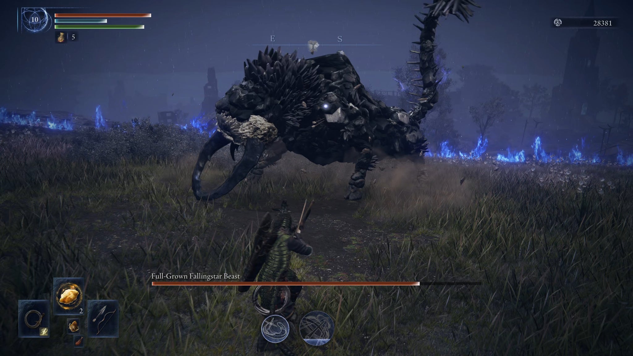 The player in Elden Ring: Nightreign faces a Full-Grown Fallingstar Beast boss as the final challenge of that day in their Expedition run. - 39