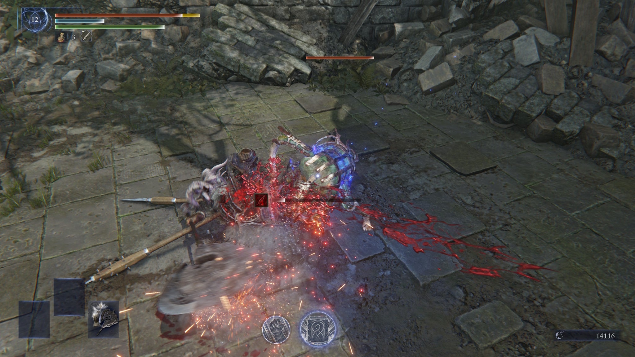 The Raider attacking an enemy using two weapons in Elden Ring Nightreign - 4