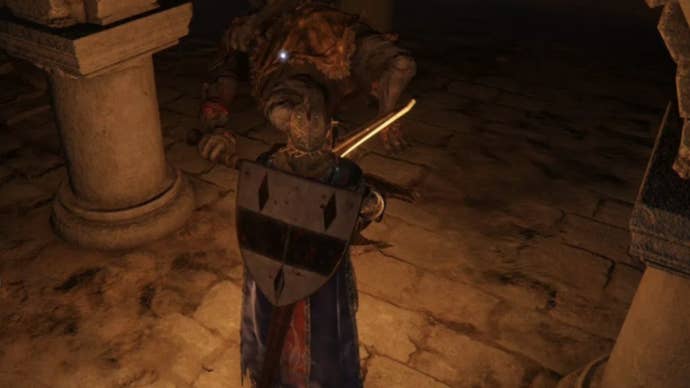 elden ring player and sleeping enemy in cliffbottom catacombs