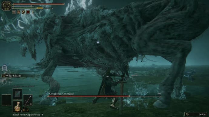 a former ring player attacking the belly of the royal spirit of the ancestor in nokron