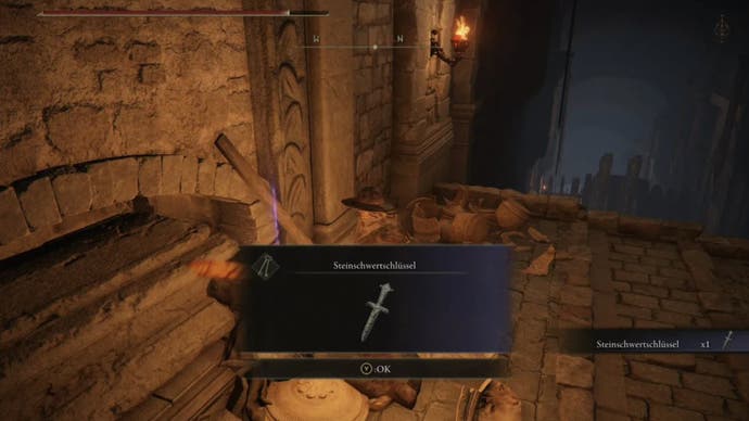 Elden Ring Player récupère la clé de l'épée de pierre dans la tombe du héros de Gelmir