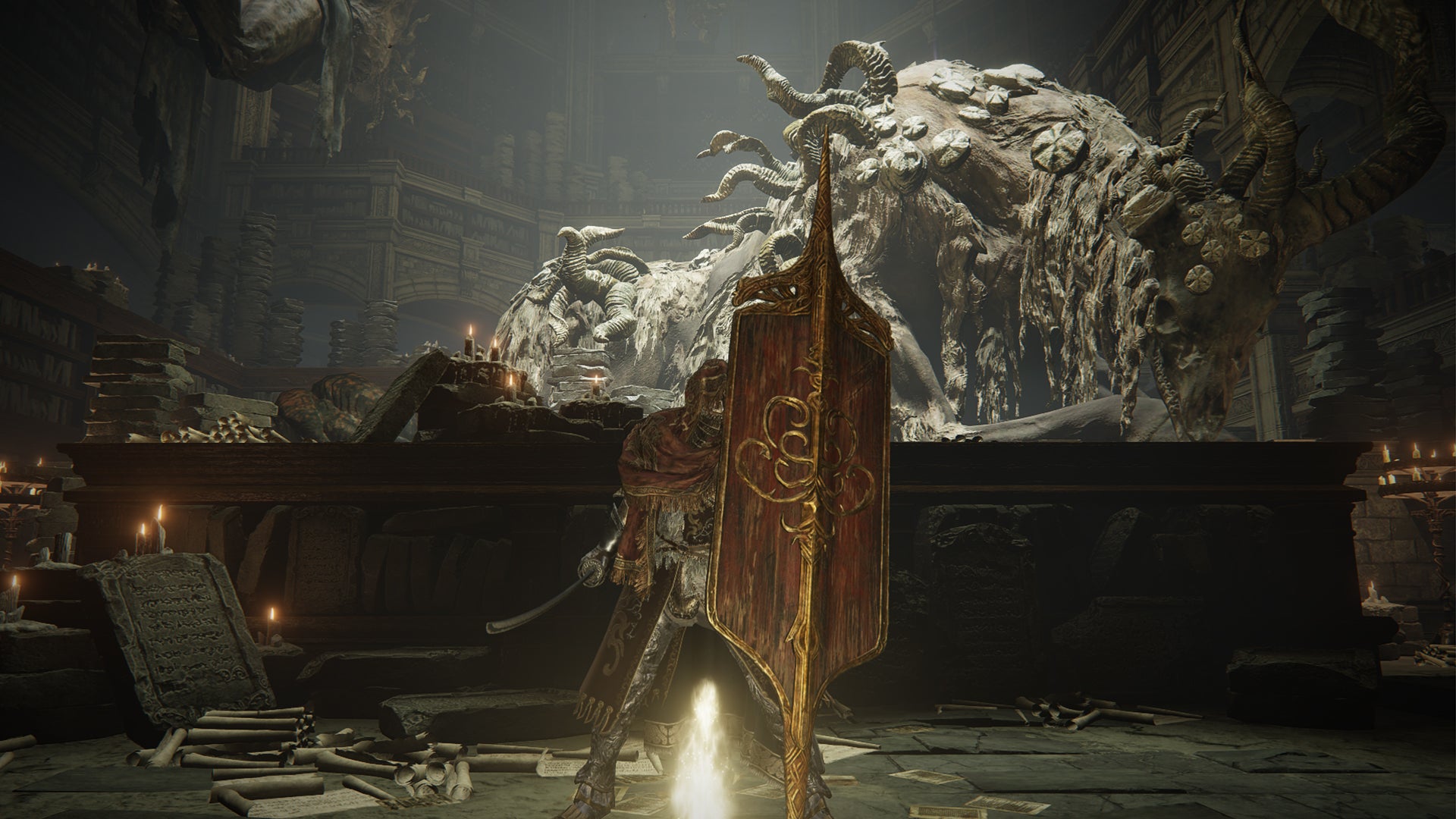 Screenshot of the Tarnished wielding the Dueling Shield in Elden Ring: Shadow Of The Erdtree. - 10