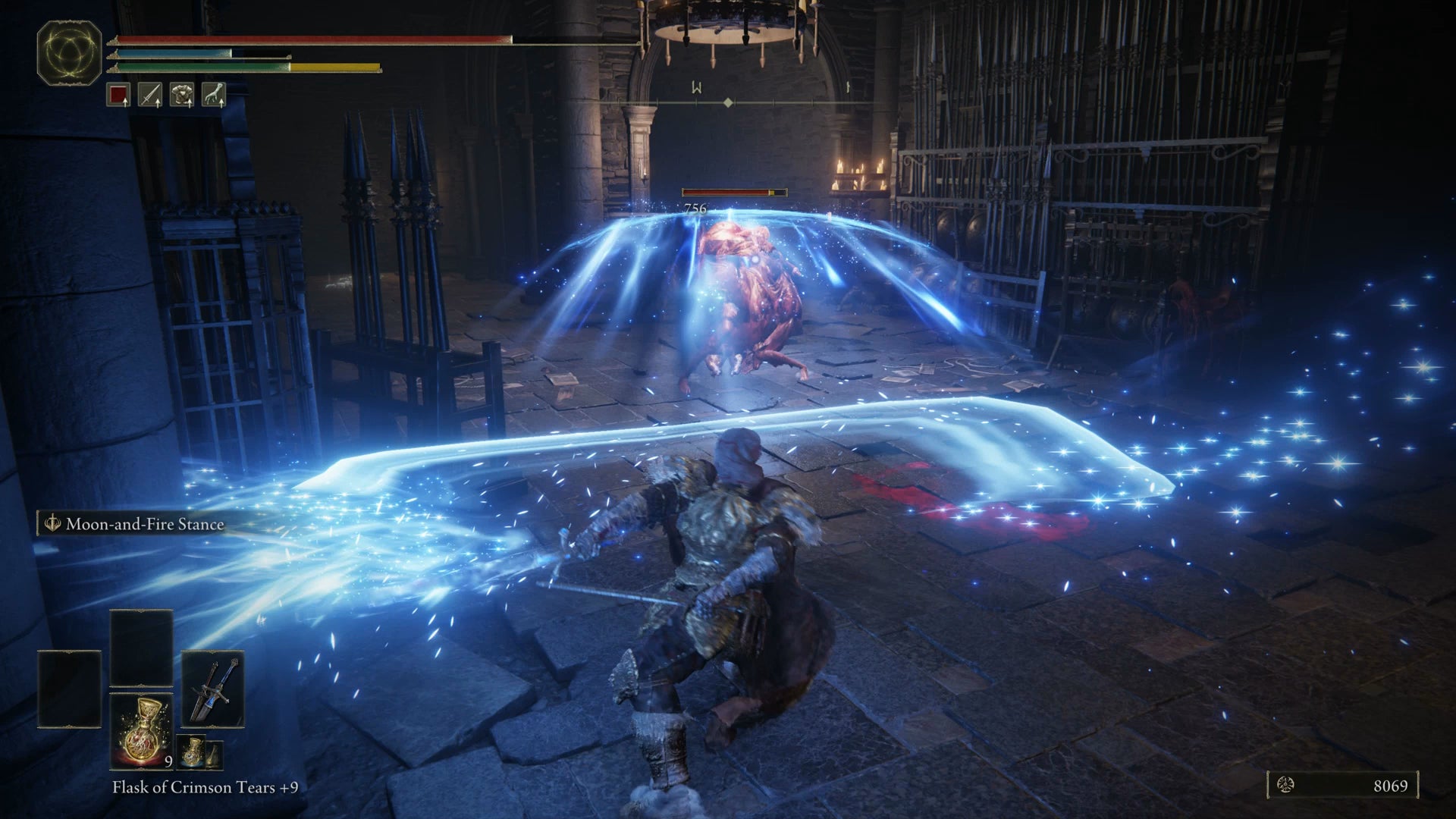 The Tarnished casting a spell to fight a living jar in Elden Ring Shadow of the Erdtree. - 12