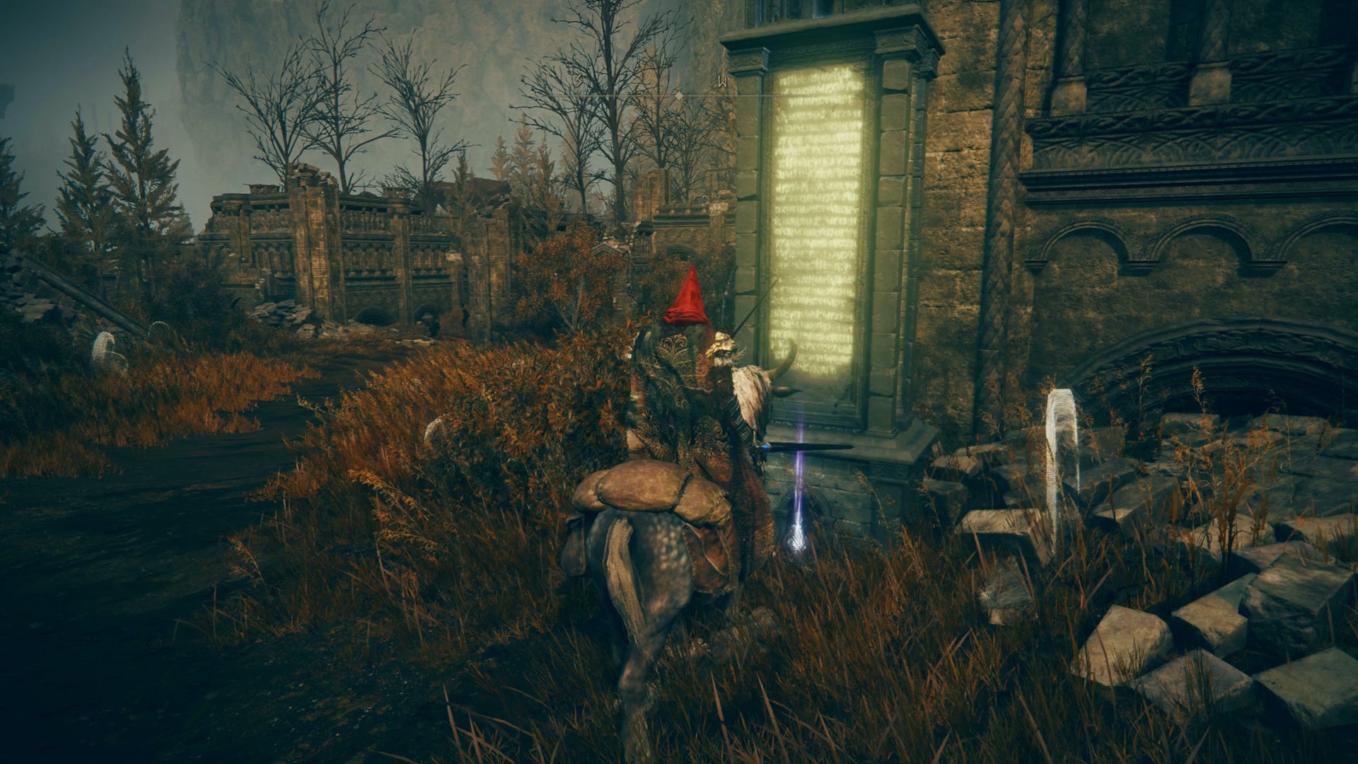 The Tarnished collecting the map fragment for the top left corner of Shadow of the Erdtree in the Rauh Base area. - 1