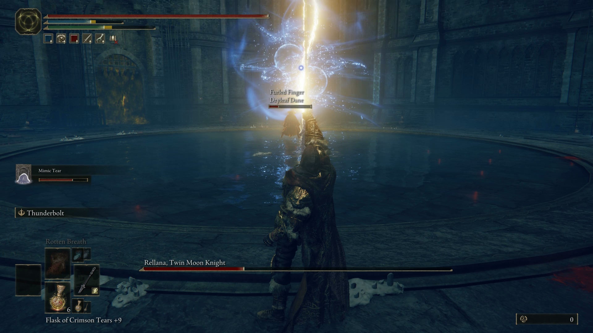 The Tarnished summoning a lightning bolt while Rellana casts her Twin Moon spell in Elden Ring Shadow of the Erdtree. - 6