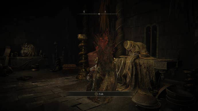 A warrior speaks to an old woman called Hornsent Grandam in Belurat, Tower Settlement in Shadow of the Erdtree