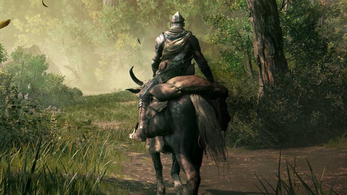 A mounted knight on horseback riding through the Gravesite Plain in Elden Ring Shadow of the Erdtree.