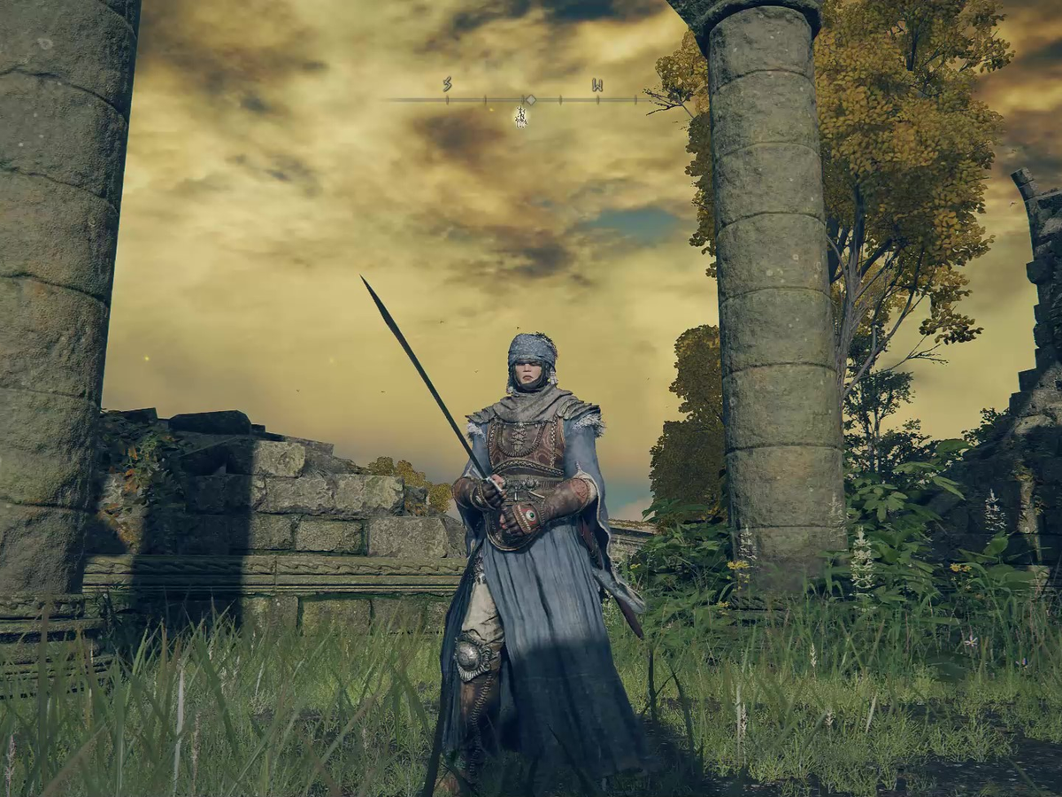 How to two hand your weapons in Elden Ring | Rock Paper Shotgun