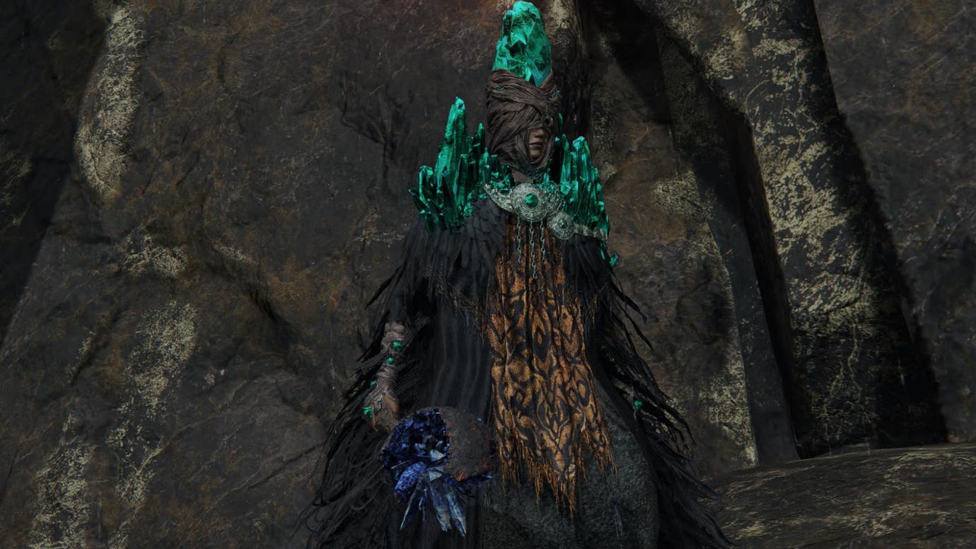 Best Elden Ring Sorcerer build stats, weapon, armor and talismans