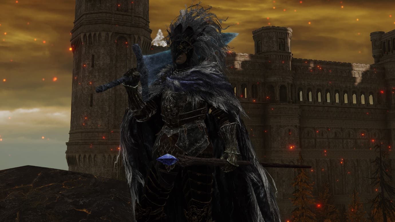 Best Elden Ring Spellblade build stats, weapon, armor and talismans