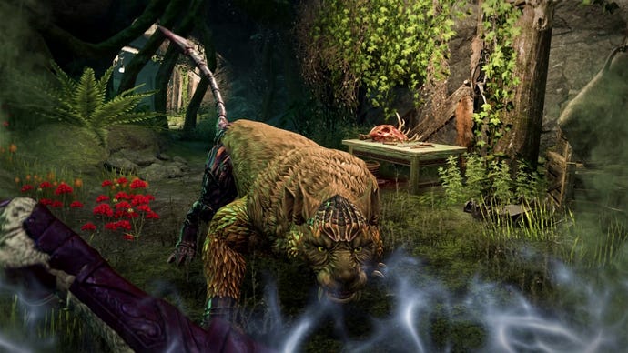 A chimera monster readies to pounce in the Gold Road chapter of The Elder Scrolls Online