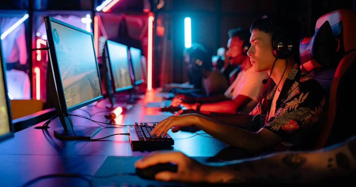 Image for article 75% of UK students in favour of esports education in schools