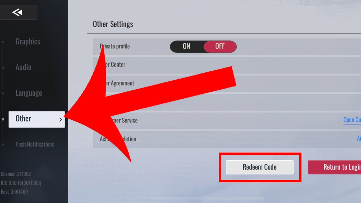 Arrows pointing at the other menu tab and the redeem code button in Etheria Restart.