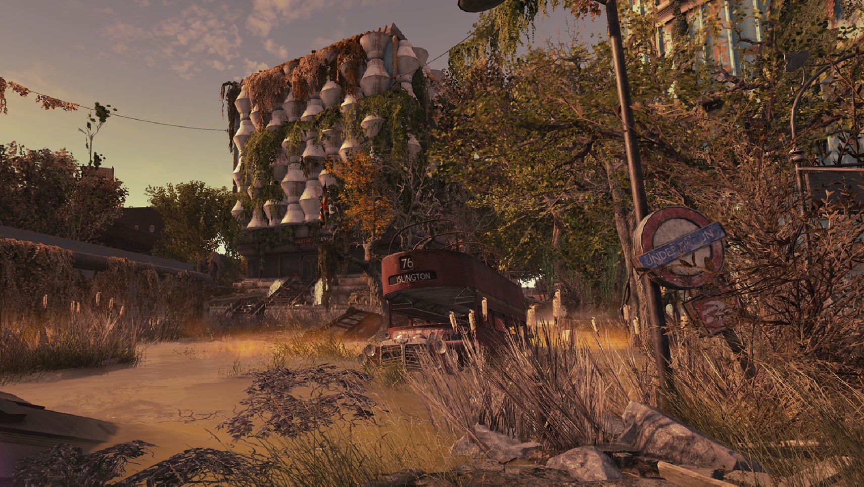 A street in Fallout: London - 1