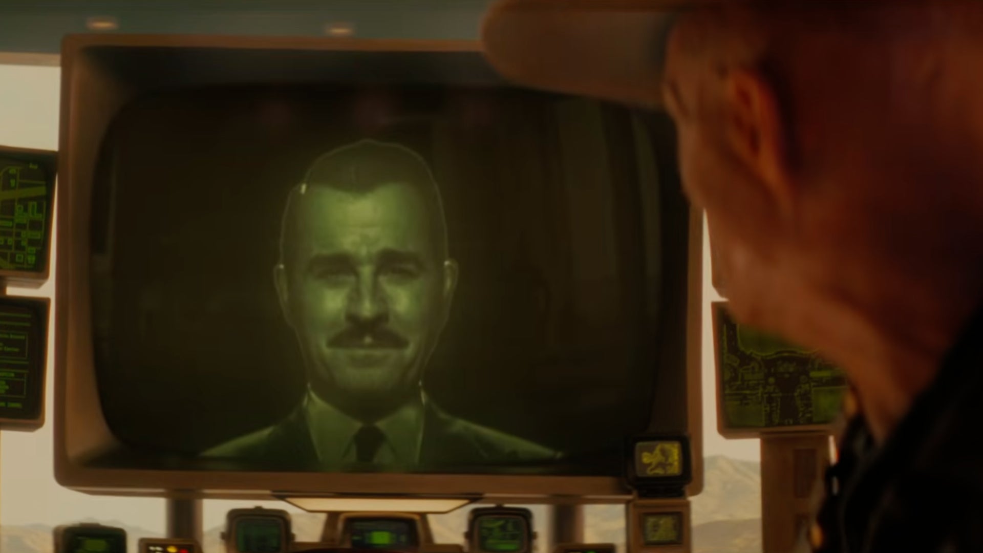 Mr House in Fallout season 2. - 1