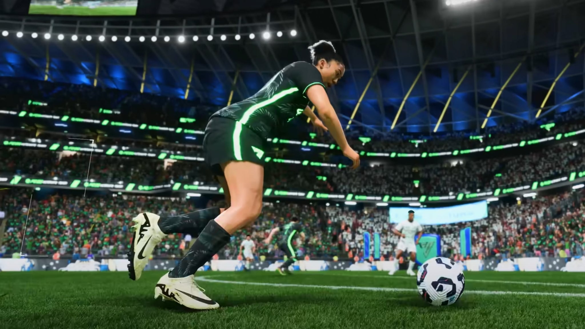 Lauren James gets ready to kick the ball in a EA FC 25 Ultimate Team match. - 5