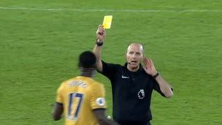 FIFA 21 patch makes the ref calm down a bit with the yellow cards