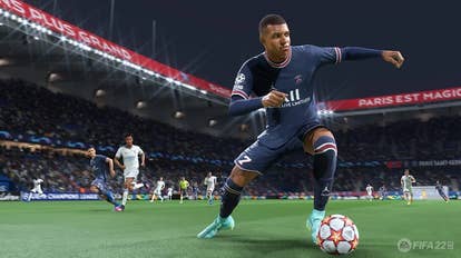 EA and FIFPRO extend contract