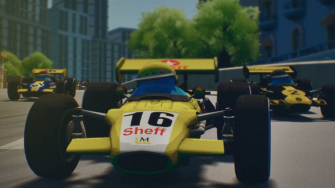 Some retro F1 cars successful Formula Legends.