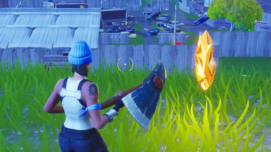 Fortnite Scarecrow, Pink Hotrod en Big Screen locaties - Waar moet je zoeken?