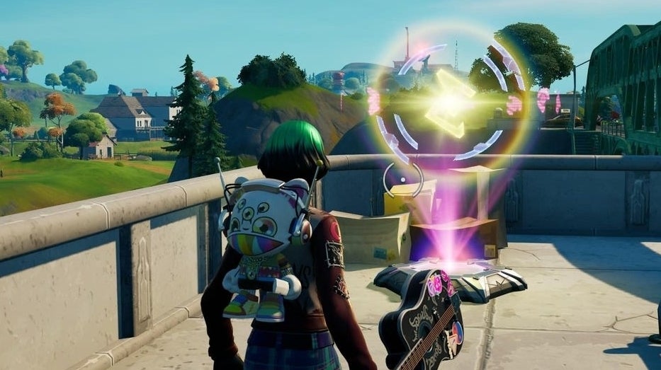 Fortnite Use an Alien Hologram Pad at Weeping Woods or the Green