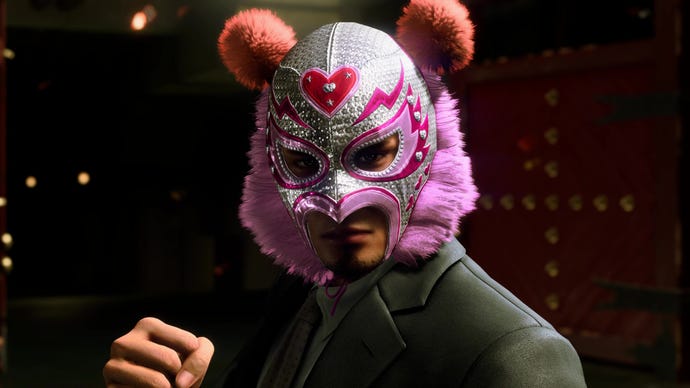 Kiryu wears a pink wrestler's mask in Like A Dragon: Gaiden.